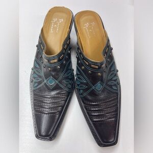 Mercer & Madison women's Western-style mules